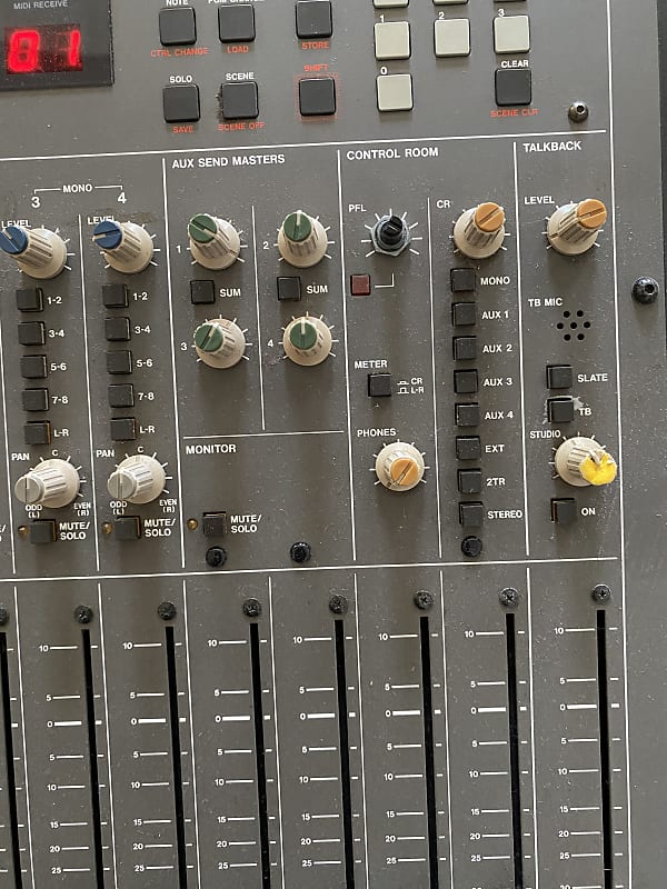 TASCAM M2524 ジャンクとして Tascam M2524 (SOS Jun 91)