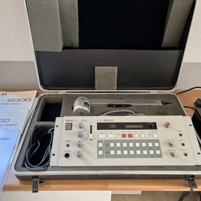 Akai Professional RARE EVI1000 Controller and EWV2000 Synth Module w/cable image 3