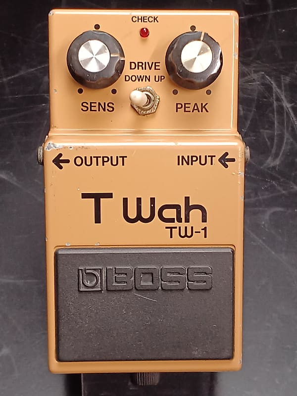 Boss TW-1