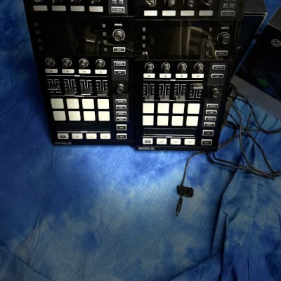 Native Instruments Traktor Kontrol D2 | Reverb