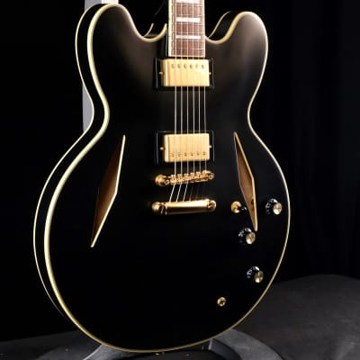 Immagine Epiphone Emily Wolfe Sheraton Stealth Semi-Hollow Electric Guitar - Black Aged Gloss - 3