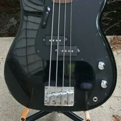 Silvertone Black Electric Bass Guitar image 2