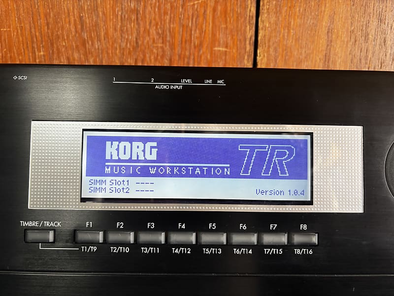 Korg TR-76 TR76 76Key Workstation/Controller Synthesizer Korg TR-76 TR76 76Key Workstation/Controller Synthesizer