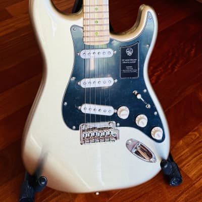 ギター Fender 75th Anniversary Strat Fender 75th Anniversary Commemorative Stratocaster | Reverb