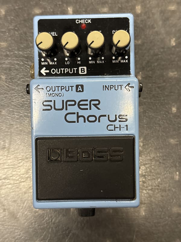 Boss CH-1 Super Chorus (Blue or Pink Label) 1989 - 2001 - Blue