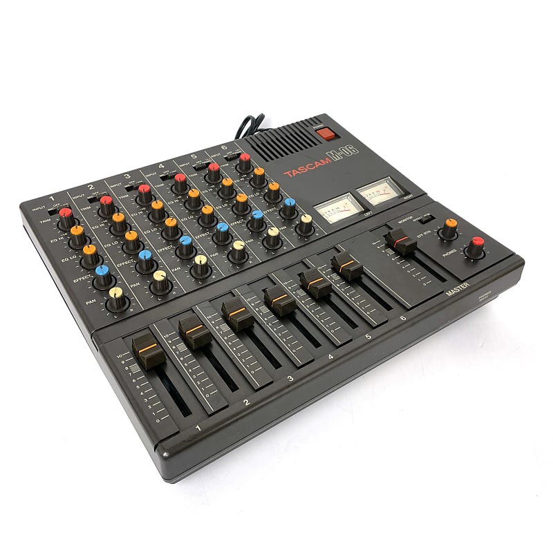 TASCAM M-06 ミキサー Tascam Model M-06 Mixer Board Analog Vintage_Power On