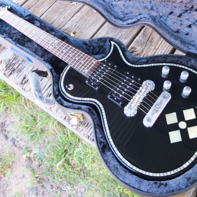 Zemaitis C24SU BLACK PEARL Heart Electric Guitar With Deluxe Zemaitis  Gigbag | Reverb