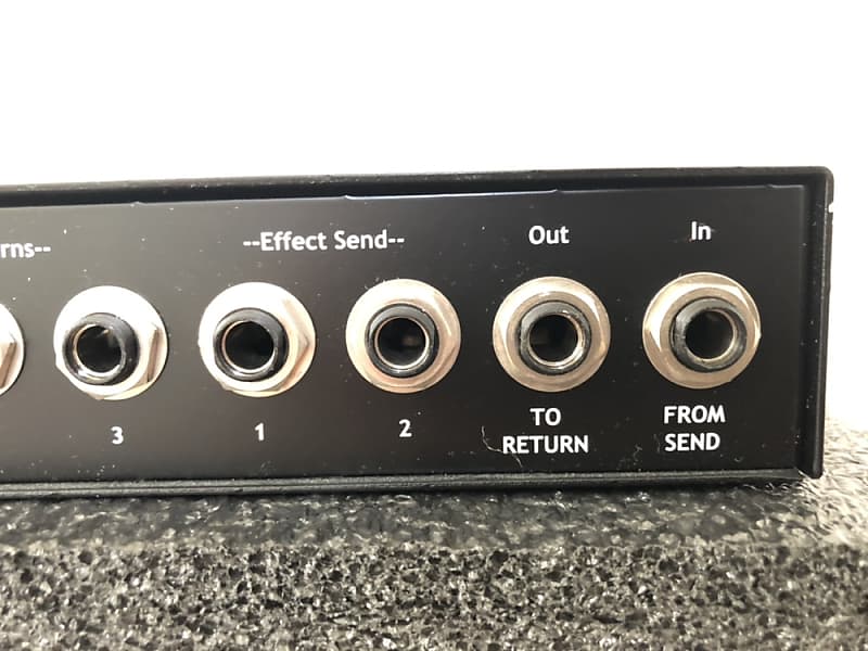 Custom Audio Japan(CAJ) Effects Loop Interface ver. 1 Designed by