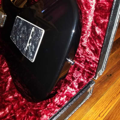 Vigier Excalibur  Stratocaster Shiny Black Made In France Fender G&G Hard Case Custom  DiMarzio Pickups Elixir Strings Shop Perfection image 16