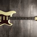 Fender American Elite Stratocaster HSS Shawbucker Olympic Pearl