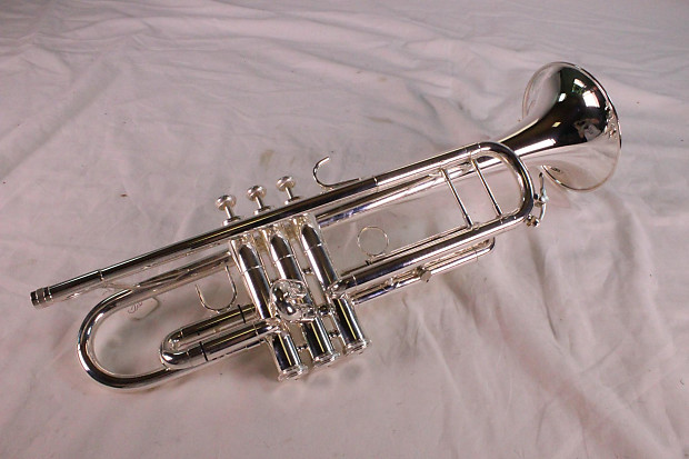 King 1117SP Ultimate Professional Model Marching Bb Trumpet image 1