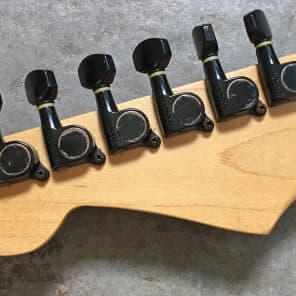 Hm strat neck top