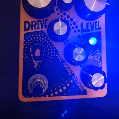 Reverb.com listing, price, conditions, and images for hungry-robot-the-lumen