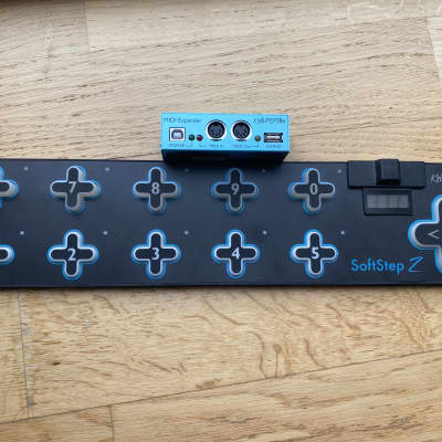 DTM・DAW KEITH MCMILLEN Softstep2 + MIDI Expander Keith McMillen SoftStep 2 MIDI Controller - Perfect Circuit