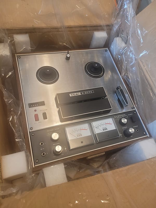 WORKING!!! TEAC A-2070 1971 - Wood/metal  			
