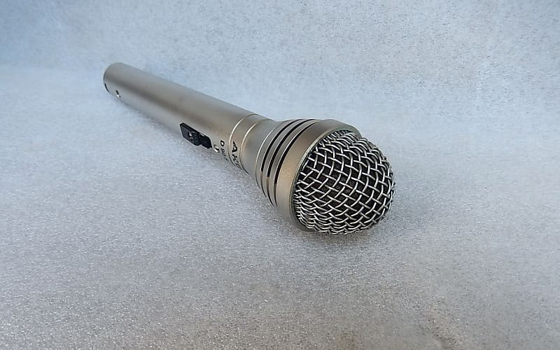 Vintage 1980's AKG D90S dynamic cardioid microphone Low Z