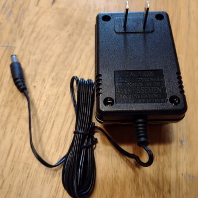 Electro-Harmonix AC/DC Adapter Model YXDC-41-1003 - 9.6V - Black image 2