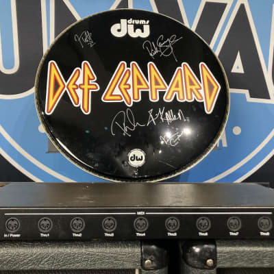 MIDI Solutions Rick Savage's, Def Leppard, T8 8-Output Midi Thru Box (RS #2001) 2000s image 7