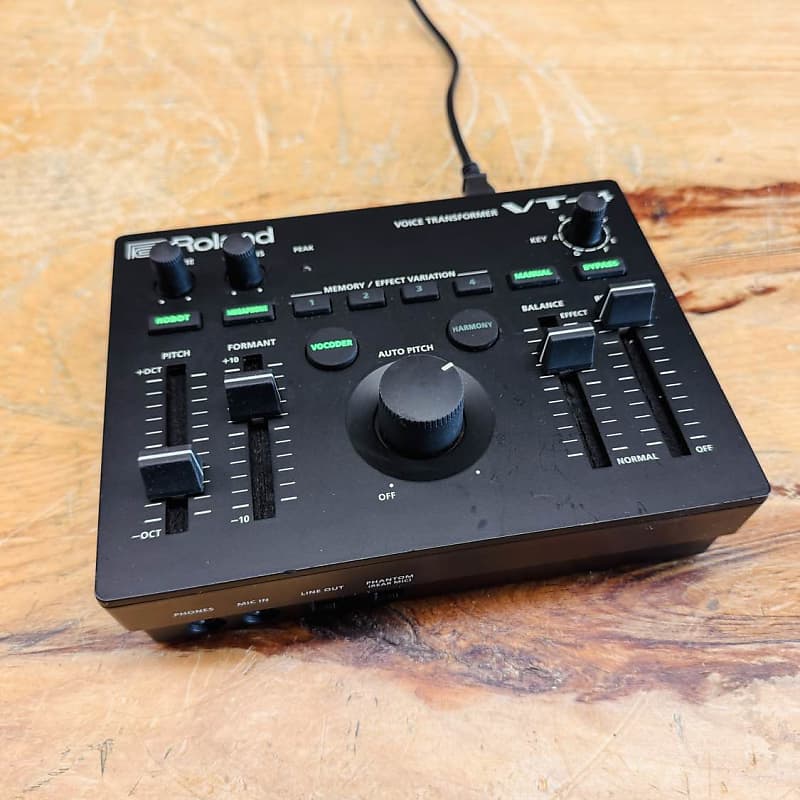 Roland VT-4