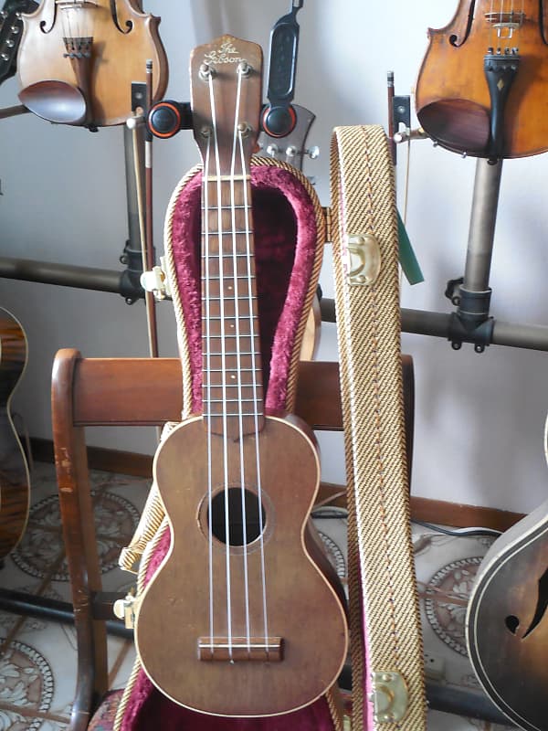 Gibson Uke-2 1927 Ukulele