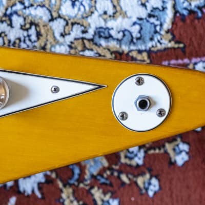 Vintage JHS VV60 Korina Rare Mk1 version Flying V replica + HCase flying V 2000 - Korina image 5