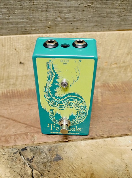 Amazon.com: EarthQuaker Devices Tentacle V2 Analog Octave Up