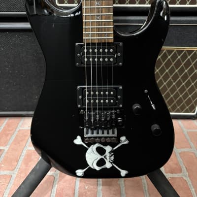 Fender Showmaster HH Black Finish Electric Guitar | Reverb Fender Showmaster HH Black Finish Electric Guitar | Reverb