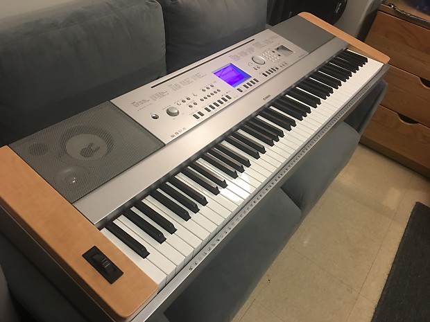 Portable grand dgx 640 2025