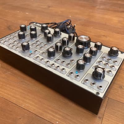 Pittsburgh Modular Lifeforms SV-1 - Eurorack Module on ModularGrid