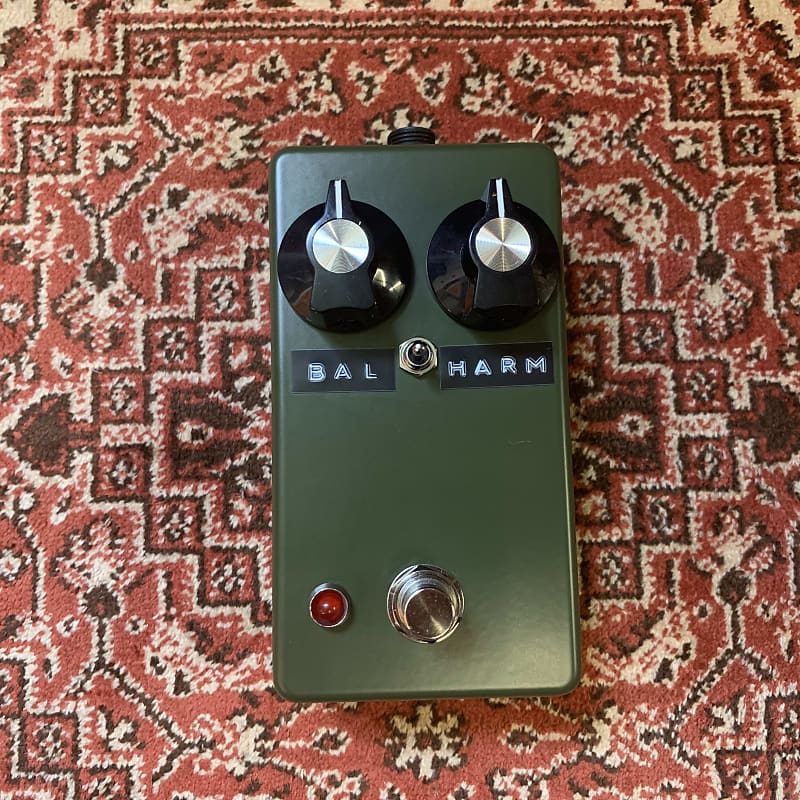 Dirty Sock Effects Harmonic Percolator Clone Army Green Reverb
