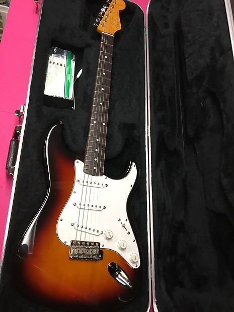 Fender 62 Reissue Stratocaster ST62 MIJ Japan