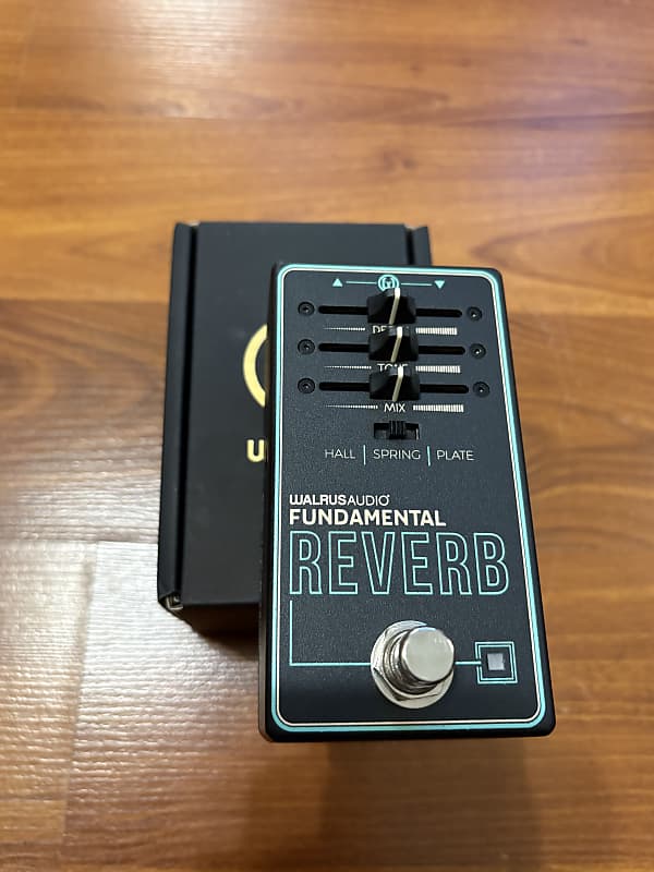 Walrus Audio Fundamental Reverb