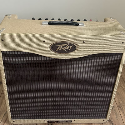 Peavey Classic 50 II 410 50-Watt 4x10 Guitar Combo Amp