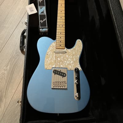 Fender Standard Telecaster 2009 Blue image 5
