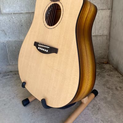 Fenech VTD78C Camphor Laurel image 2