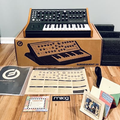 Moog Subsequent 25 Analog Synth