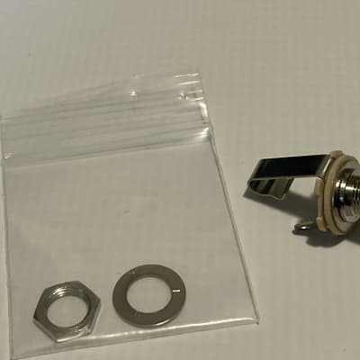 New - Switchcraft USA 1/4" Mono Input Jack for Guitar or Bass EP-0055-000 image 2
