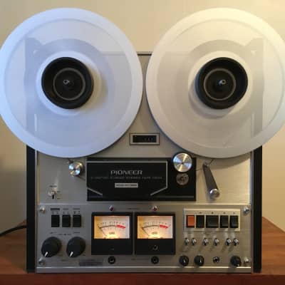 Pioneer RT-1020L 4-Track Stereo 1/4 Reel-to-Reel Tape Deck (1974
