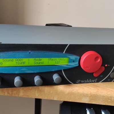 Waldorf Microwave II Wavetable Synthesizer 1997