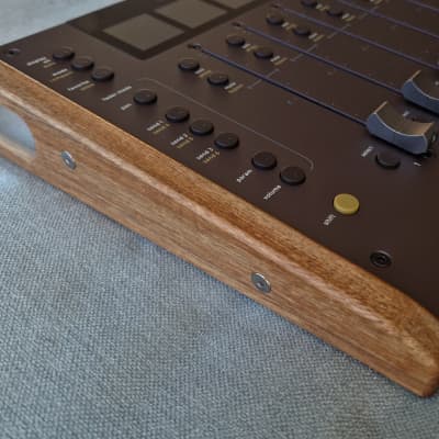 Softube Console 1 MkIII Wooden Side Panels image 21