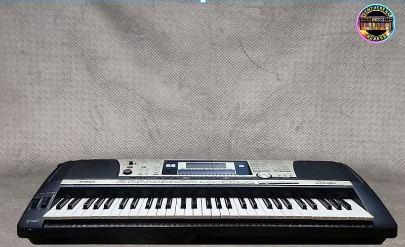 Yamaha PSR-740 61-Key Digital Keyboard