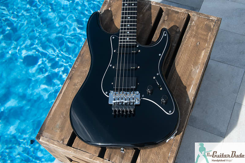 Valley Arts M Series Deluxe - Black Japanese SUPER Strat! w EMG's HSS  Config.