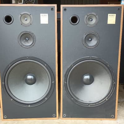 Pioneer CS701 speakers in good condition - 1980's