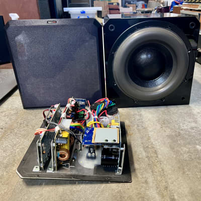 Sunfire HRS10 1000W Powered 10" Subwoofer - Black Lacquer For Parts image 1