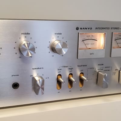 Vintage Stereo Integrated Amplifier SANYO DCA 611 | Reverb