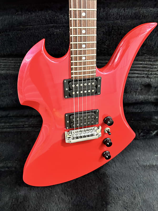 B.C. Rich Mockingbird Early 80’s - Pinkish