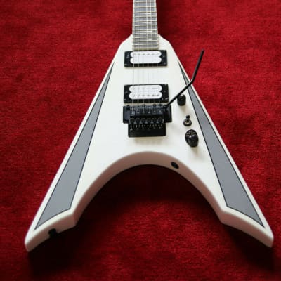 Kramer Nite V Plus Flying V Style Electric Guitar HH w Floyd Kramer Nite V Plus Flying V Style Electric Guitar HH w Floyd