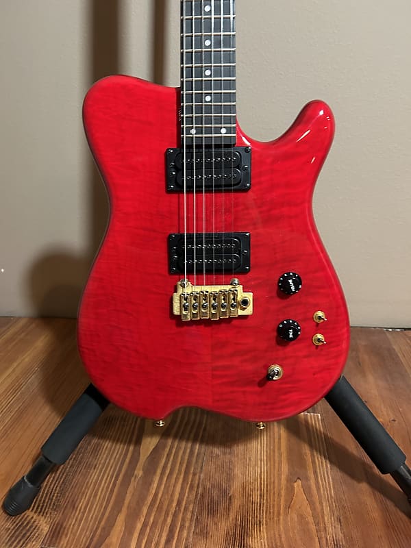 ギター CARVIN Allan Holdsworth Signature Guiter Allan Holdsworth- talks about his Carvin Guitars Headless