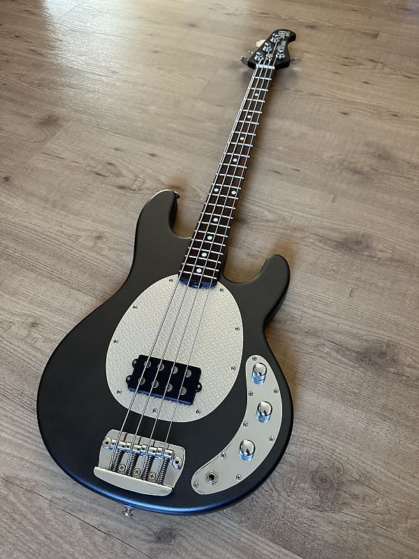 バッド・フィーリング 12インチ Ball Family Reserve | Ernie Ball Music Man