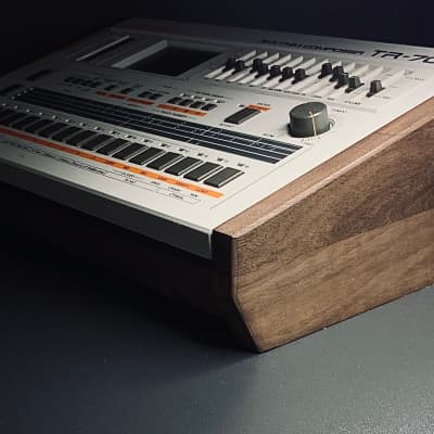 Stand for Roland TR-707 / TR-727
